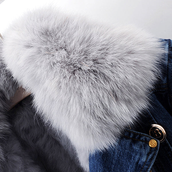 MARGA – Chaqueta vaquera con cuello de piel de zorro