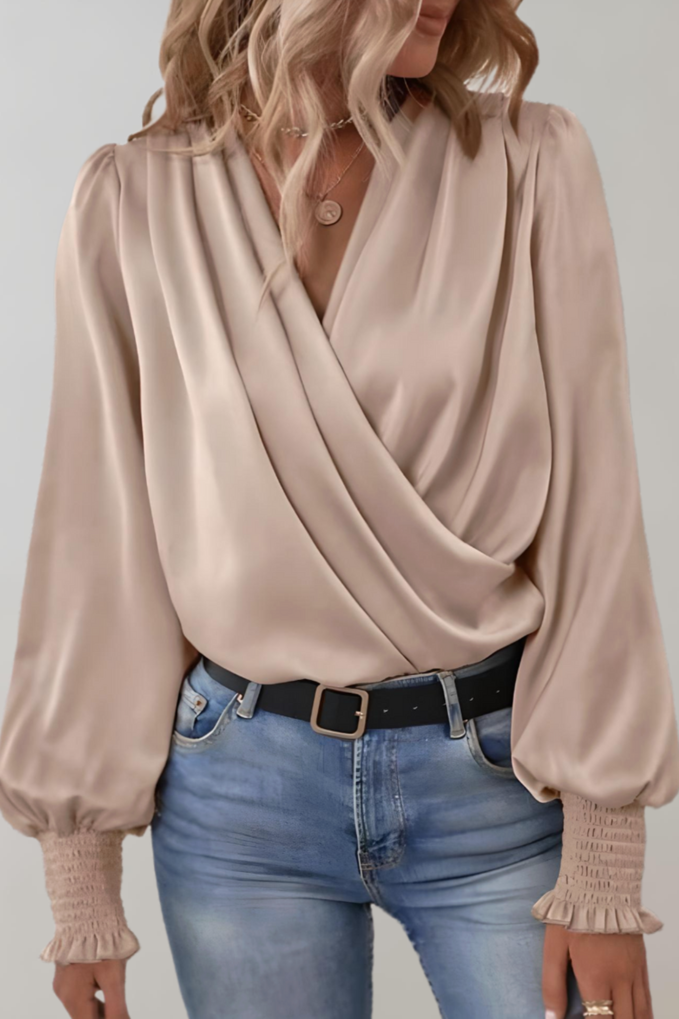 SOFIA | Blusa Elegante de Manga Larga con Escote en V
