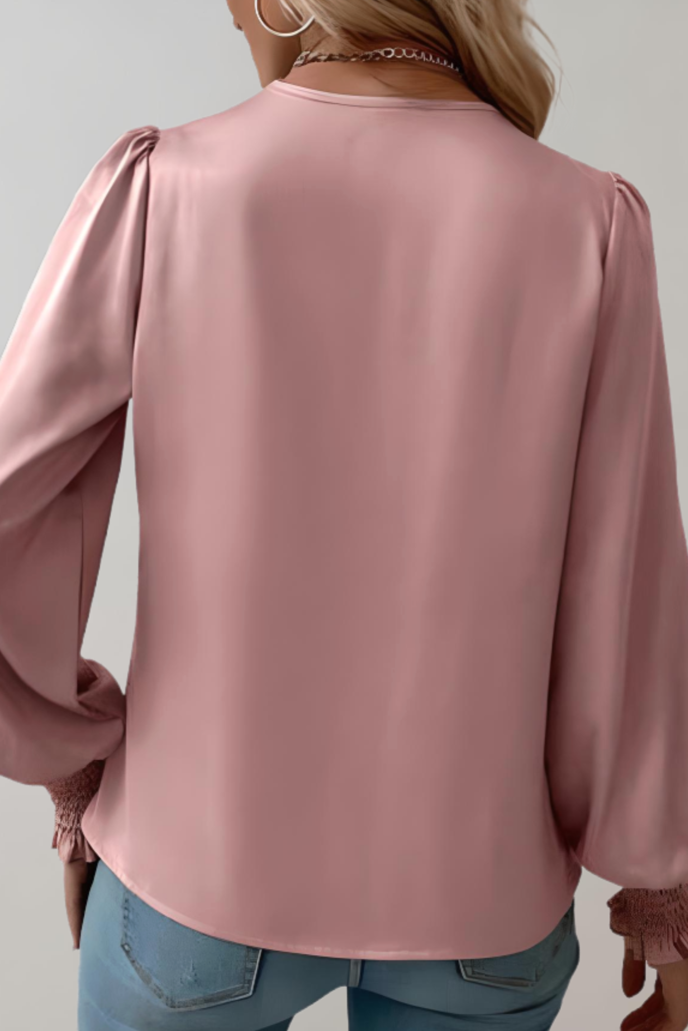SOFIA | Blusa Elegante de Manga Larga con Escote en V