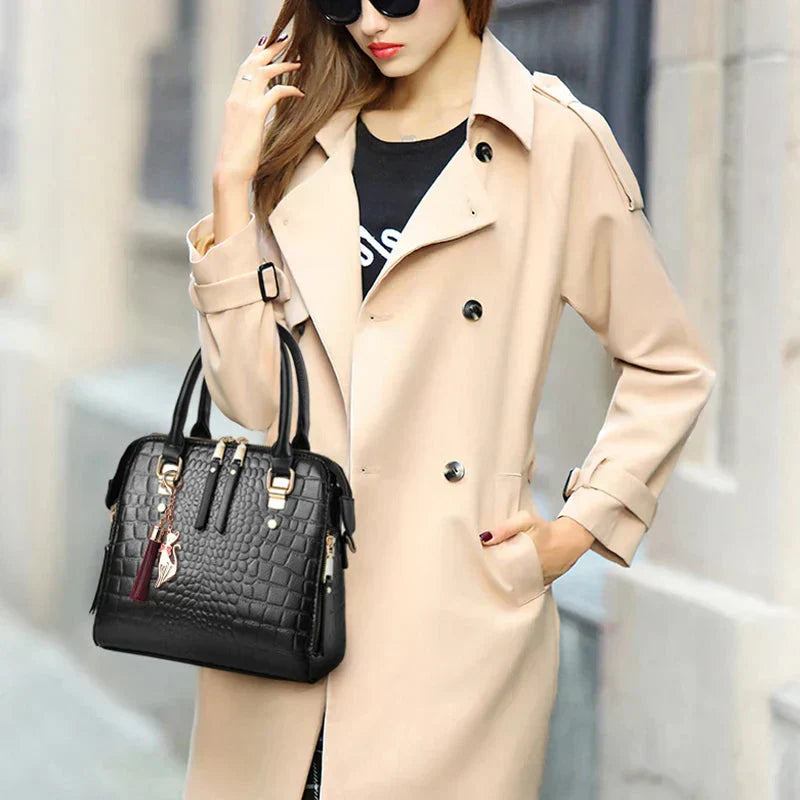 GLOW™ | Bolso con textura de cocodrilo