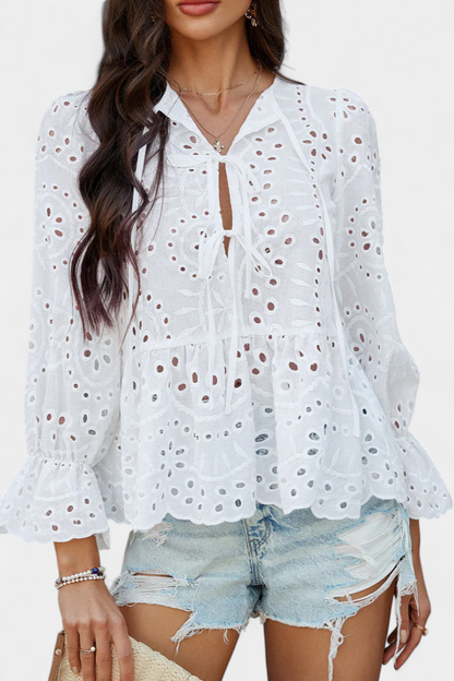 CAMILA | Top Bohemio de Encaje con Corte Fluido